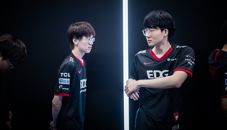 Kết quả LPL mùa Hè 2021 ngày 2 tuần 4: EDG và LGD cùng nhau chiến thắng - Ảnh 1