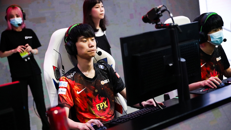 Doinb: 'Bí quyết đạt tỷ lệ thắng 100% với Akali là uống nước' - Ảnh 1