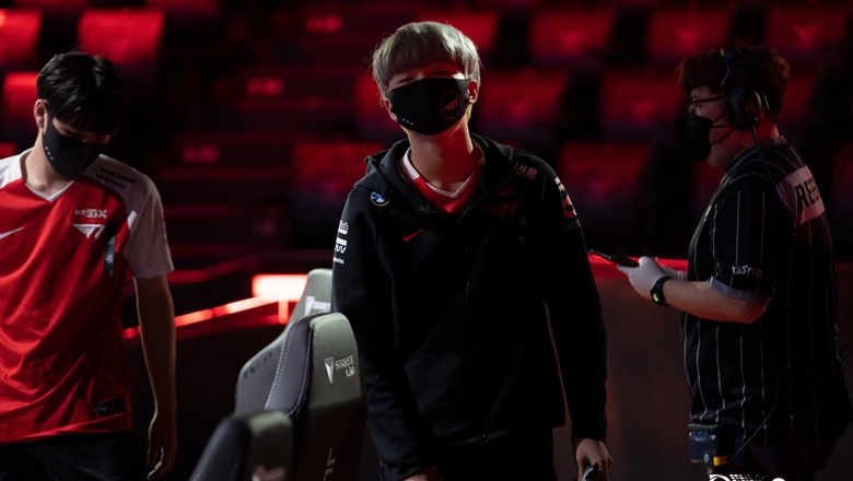 TRỰC TIẾP play-off LCK mùa Hè 2021 ngày 22/8: GEN vs T1 - Ảnh 1
